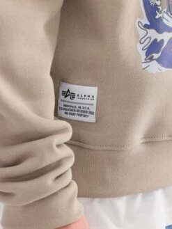 Alpha Industries Japan Warrior Sweater -Luke Clothing Store 146300 679 00006 54247 600x600 1e03f769 9845 4383 ae5b 62344cd28fd9