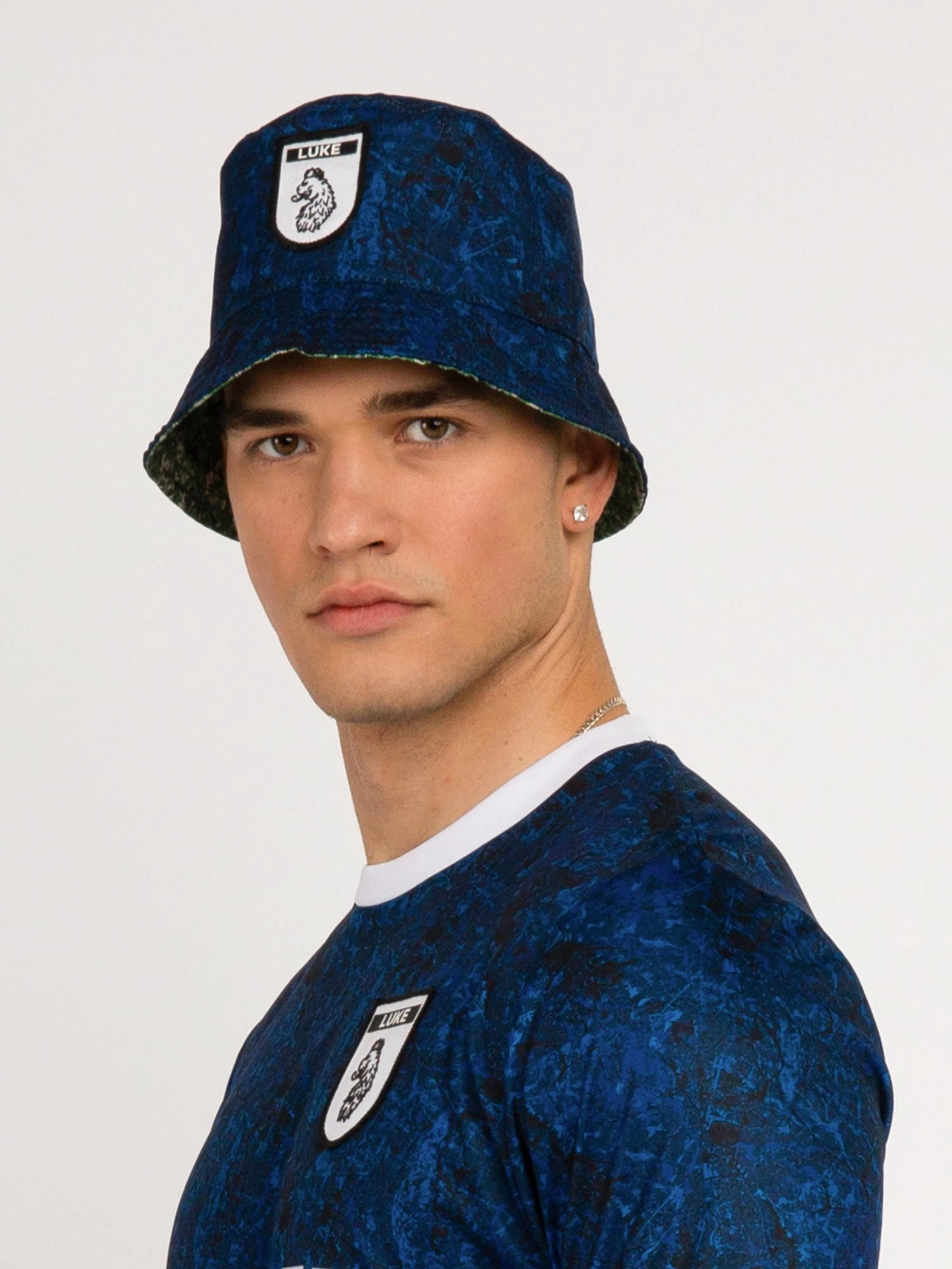 ADORED REVERSIBLE BUCKET HAT 3 ADORED REVERSIBLE BUCKET HAT - Image 3