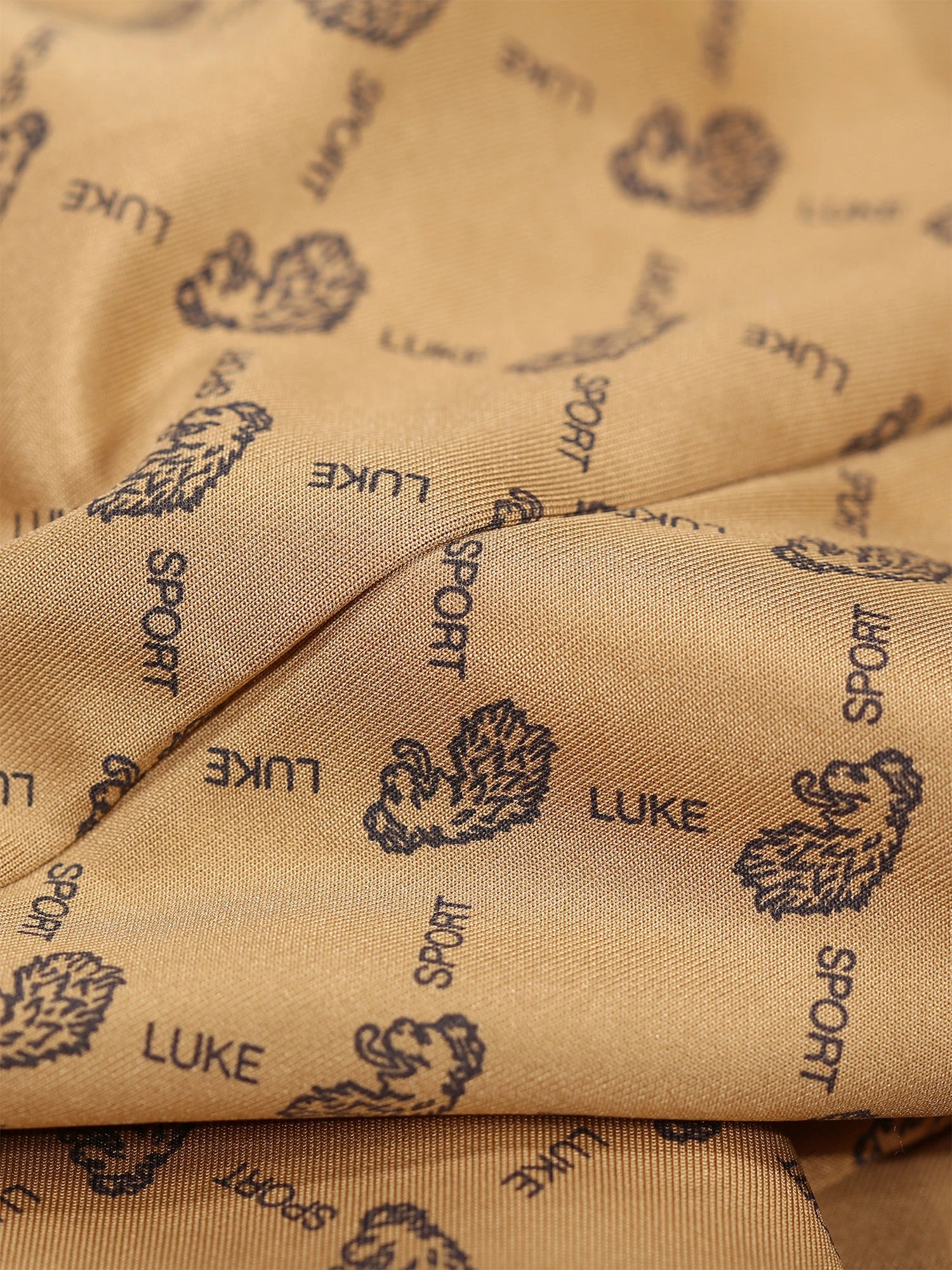 LIONS SHARE HOODIE 6 LIONS SHARE HOODIE - Image 6